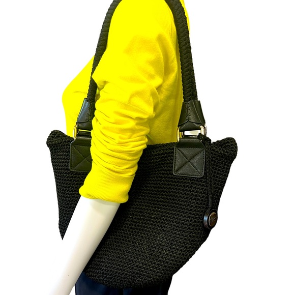 The Sak brand shoulder bag in black woven knit medium size great condition - Picture 3 of 7